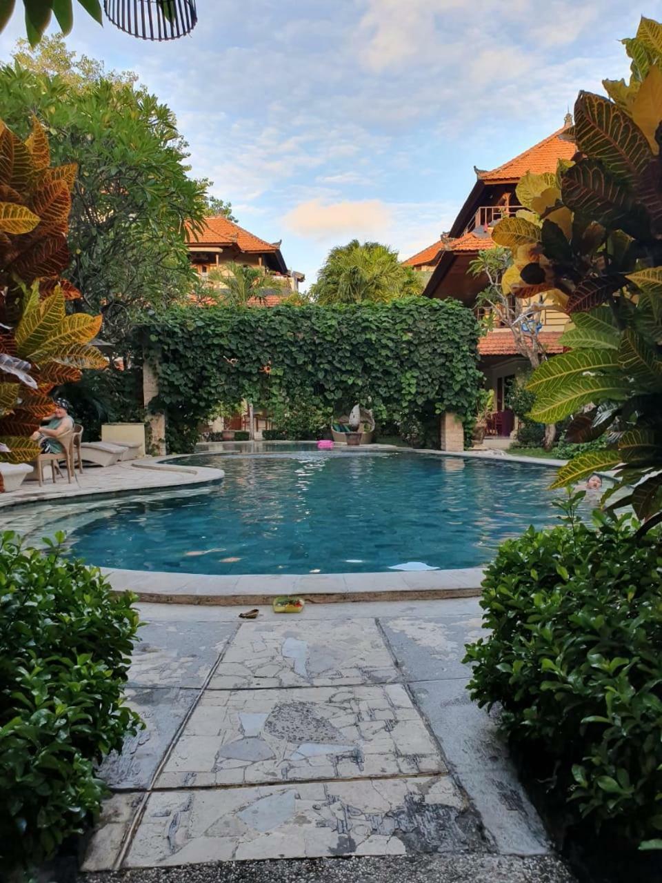 Kusnadi Hotel Legian Dış mekan fotoğraf